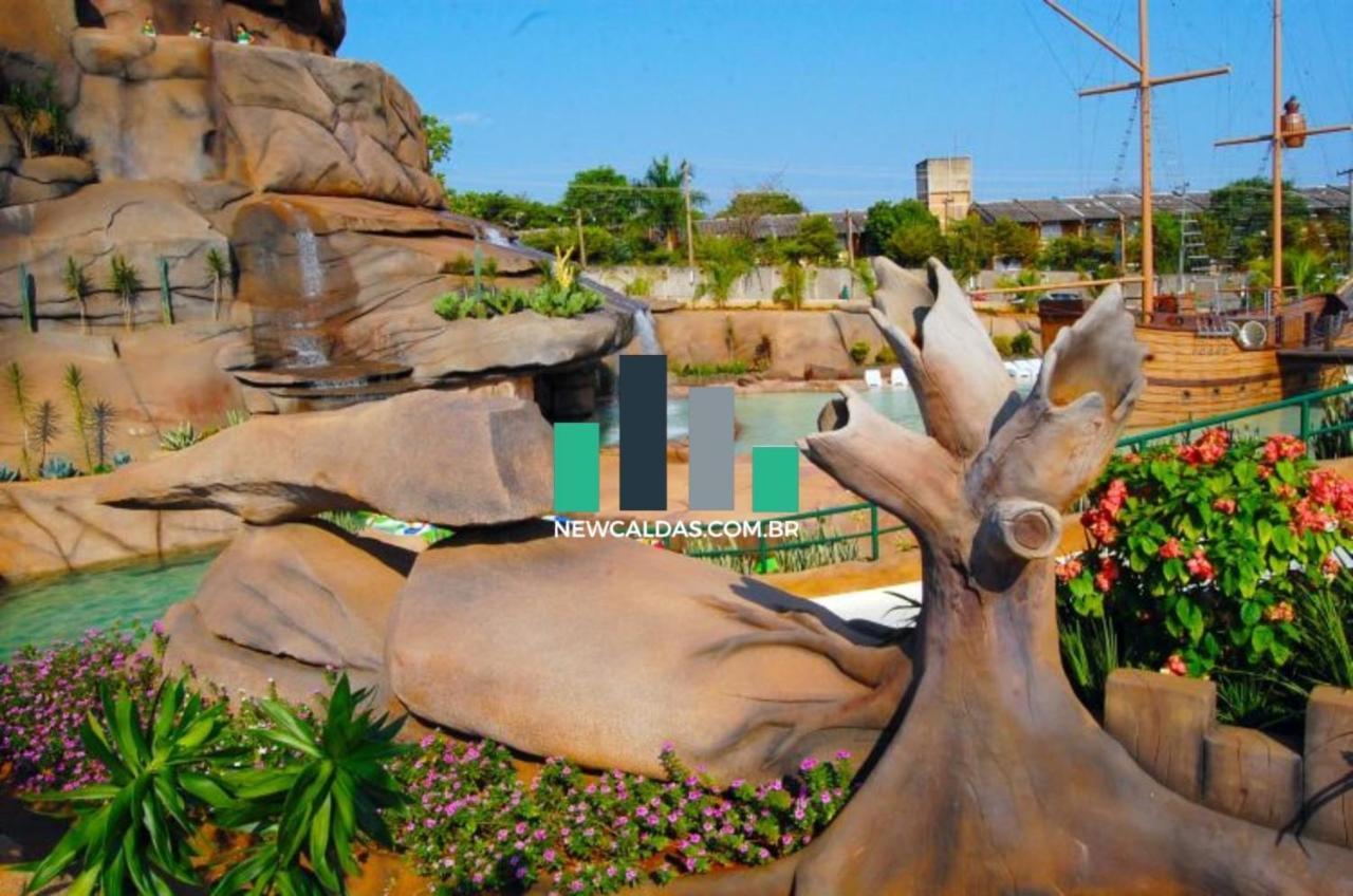 Apartamento Piazza Diroma Flat - Com Acesso Livre Ao Diroma Acqua Park Splash E Silde Caldas Novas